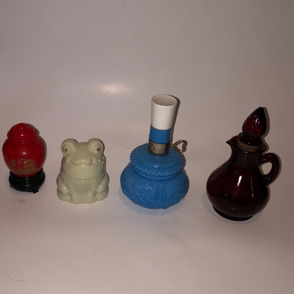 Vintage1970 lot of 4 Avon cologne/cream dispensers